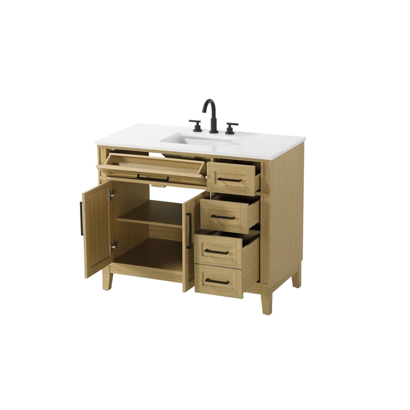 Elegant Kitchen and Bath 42