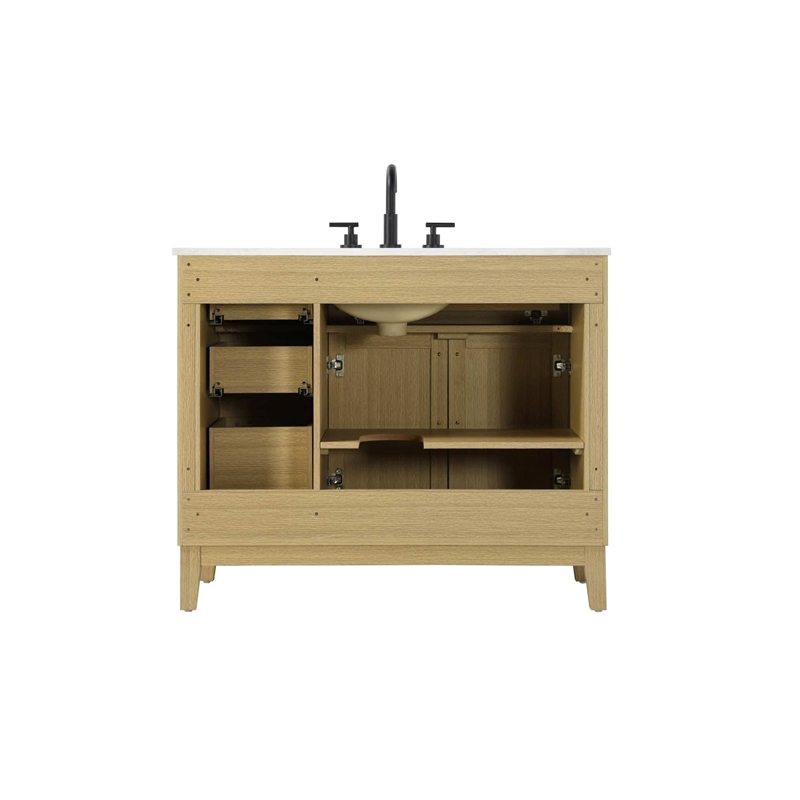 Elegant Kitchen and Bath 42