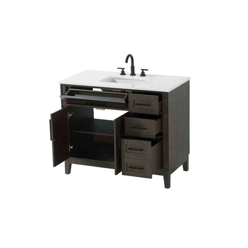 Elegant Kitchen and Bath 42