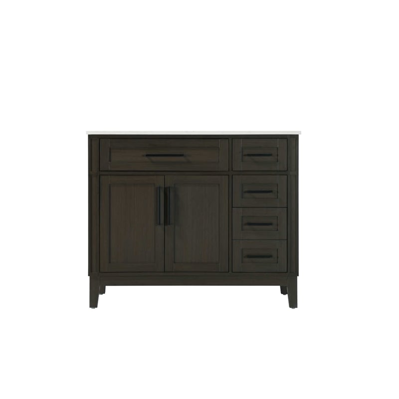 Elegant Kitchen and Bath 42