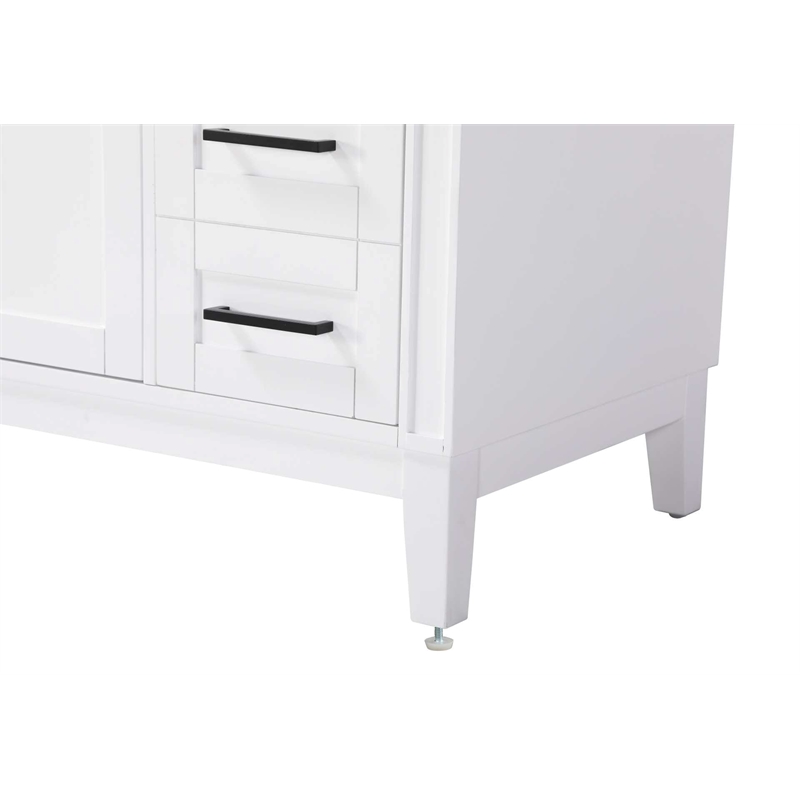 Elegant Kitchen and Bath 42