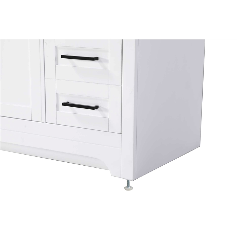 Elegant Kitchen and Bath 54