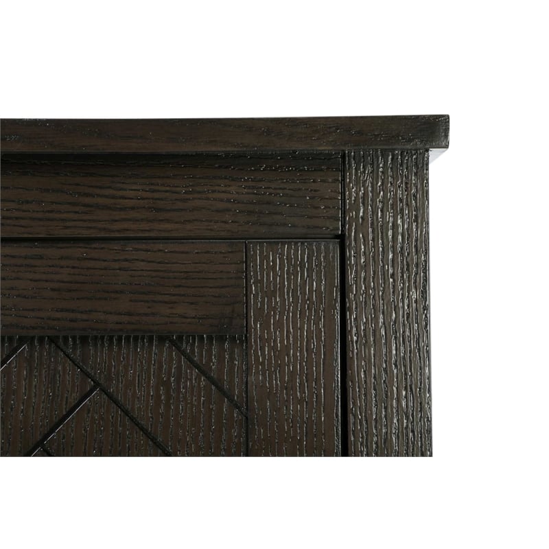 Elegant Kitchen and Bath 16