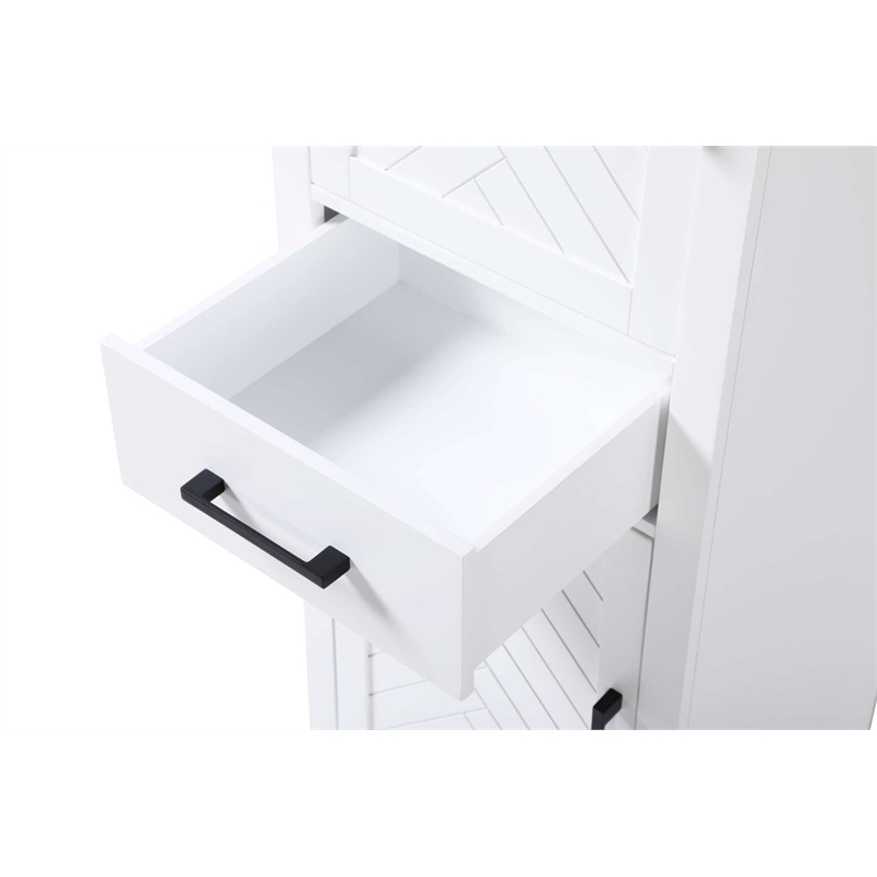 Elegant Kitchen and Bath 20