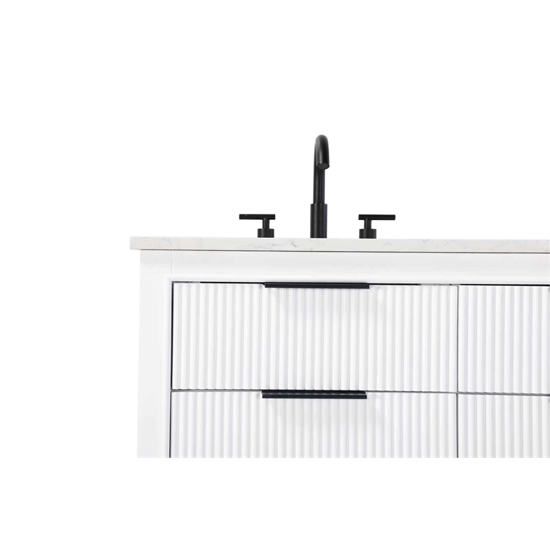 Elegant Kitchen and Bath 54