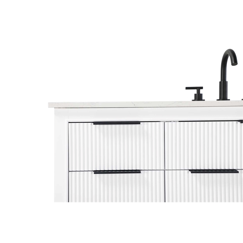 Elegant Kitchen and Bath 54