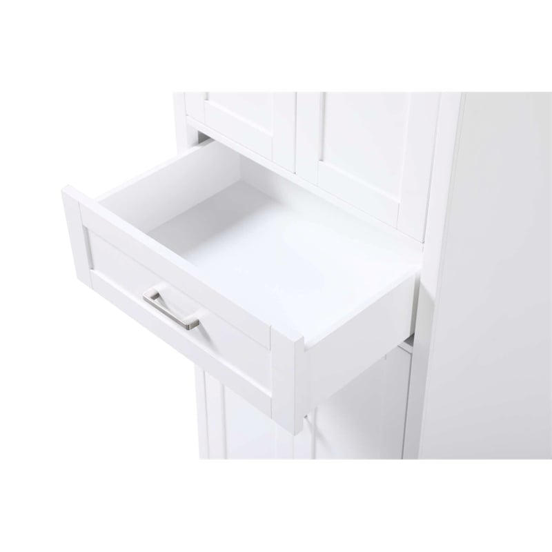 Elegant Kitchen and Bath 24