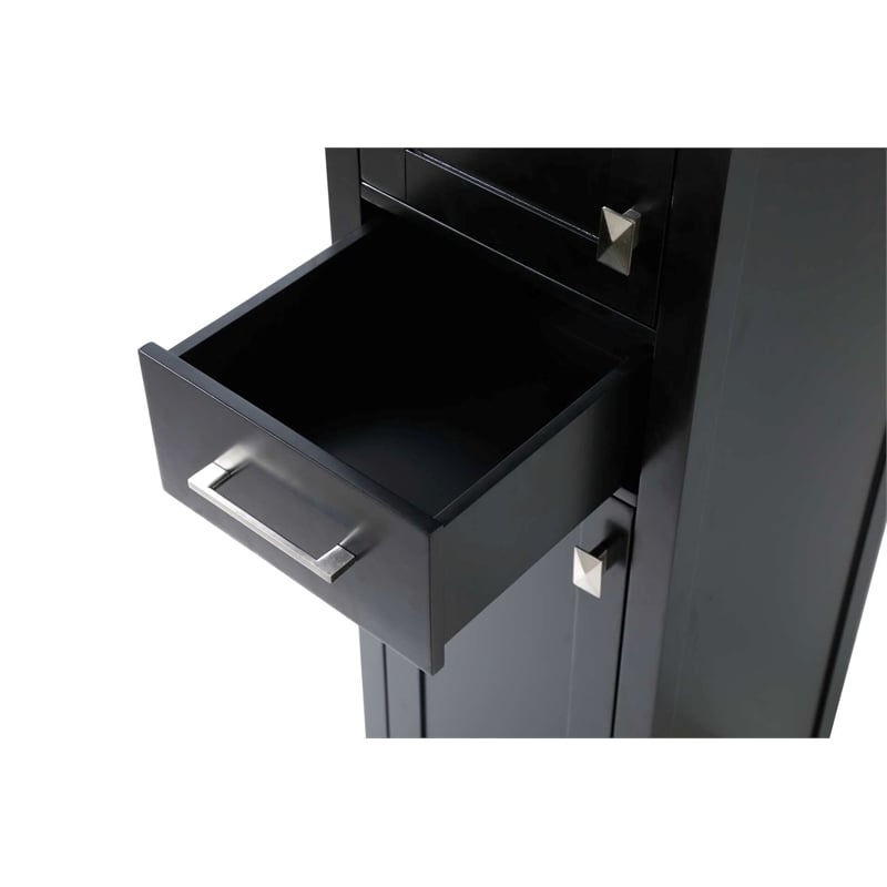 Elegant Kitchen and Bath 16