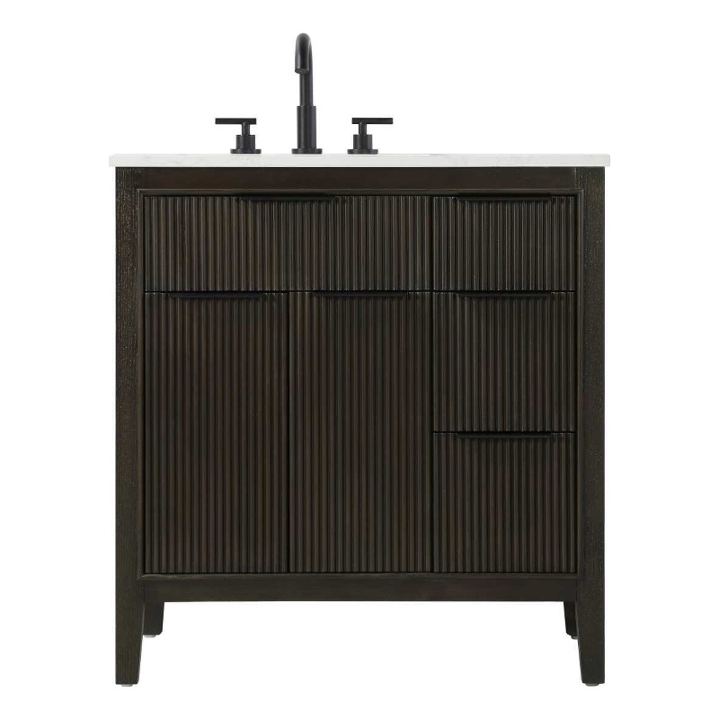 Elegant Kitchen and Bath 32
