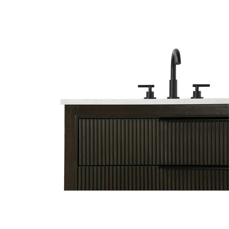 Elegant Kitchen and Bath 36