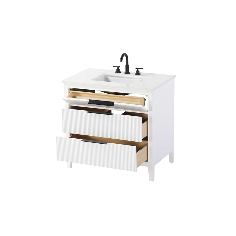 Elegant Kitchen and Bath 36