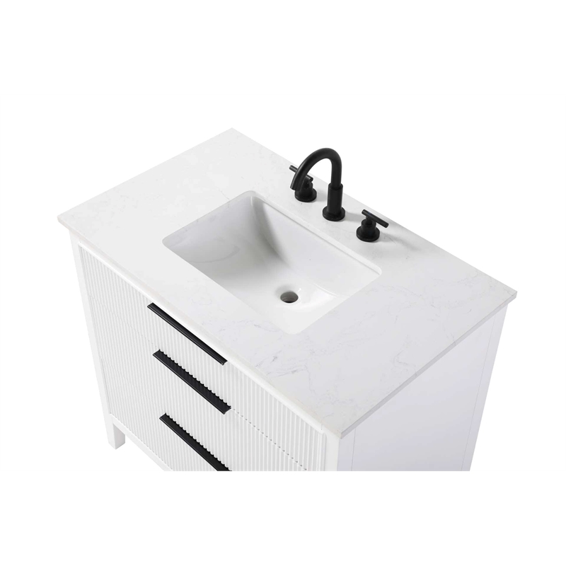 Elegant Kitchen and Bath 36