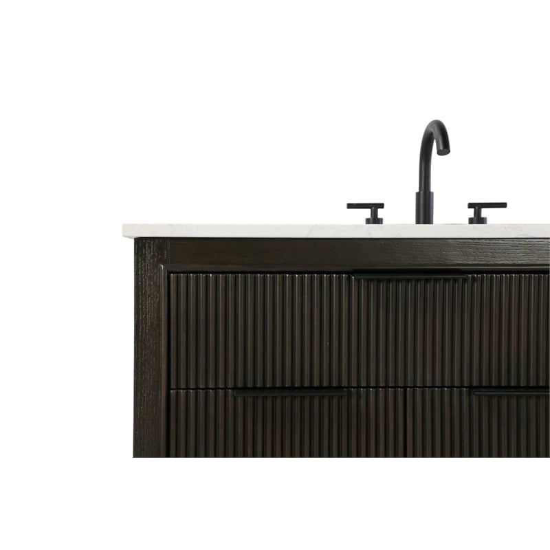 Elegant Kitchen and Bath 42