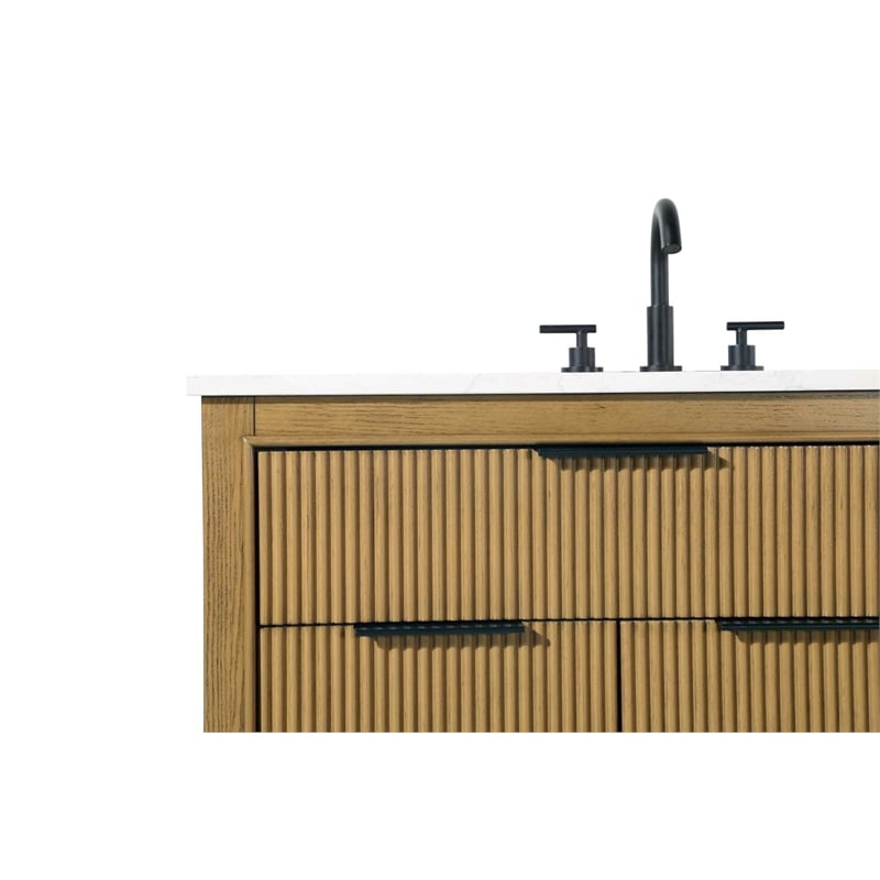 Elegant Kitchen and Bath 42