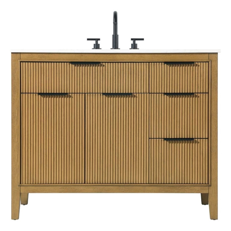 Elegant Kitchen and Bath 42