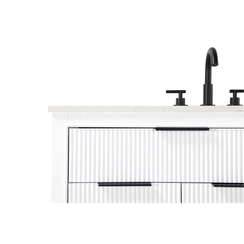 Elegant Kitchen and Bath 42