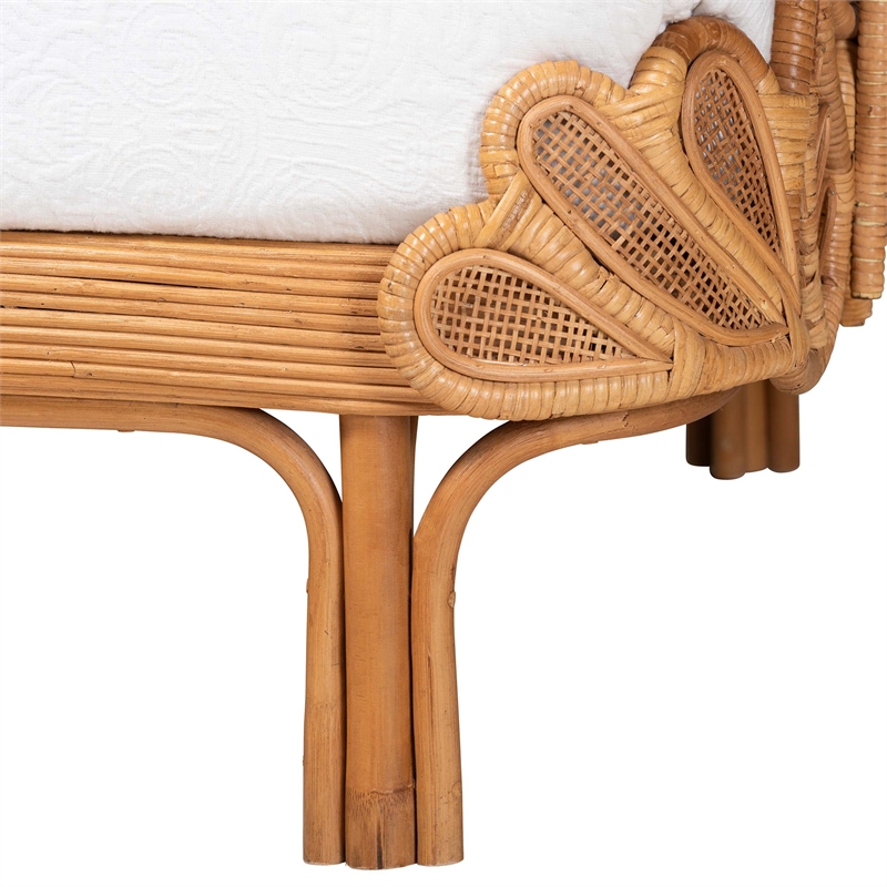 bali & pari Aves Natural Rattan Daybed with Decorative Flamingo Frame Twin