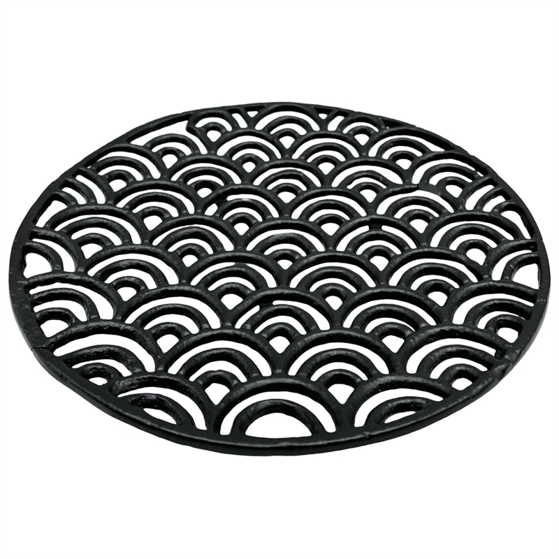 Bergamo Art 10 inch Decorative Handmade Aluminum Round Platter Bowl in Black