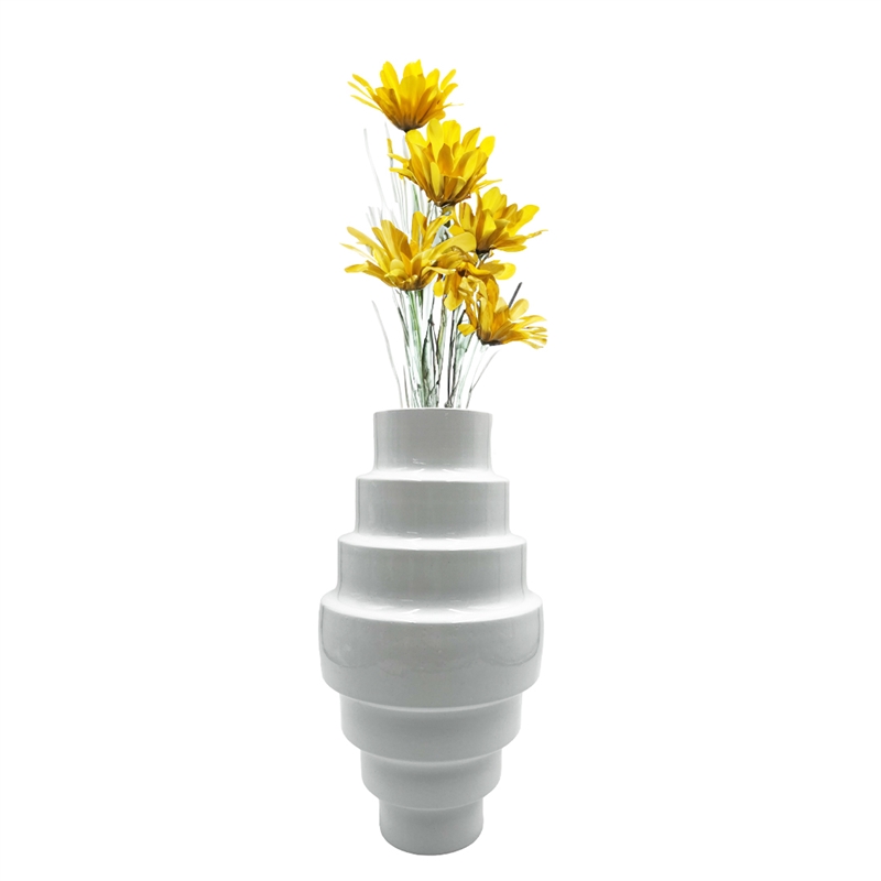 Bergamo Art 12 Inch Tall Decorative Handmade Aluminum Modern Flower Vase