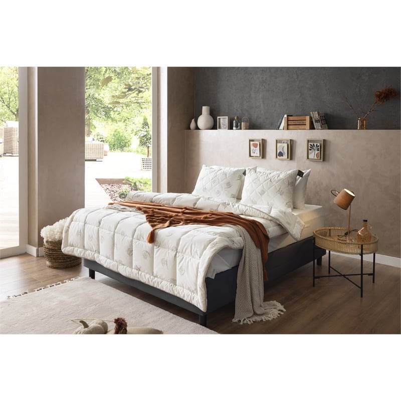 Duvetta 100 Wool Comforter with Cotton Fabric Cover New Zealand Wool Queen Size