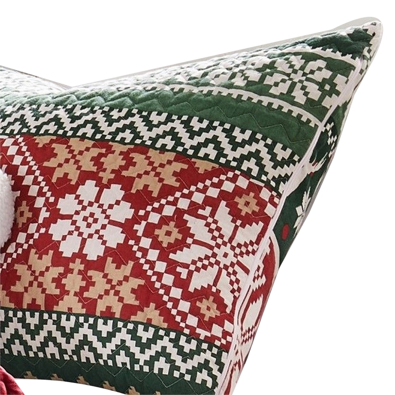 Benjara Live 3 Piece Queen Quilt Set with 2 Pillow Shams- Festive Winter Print
