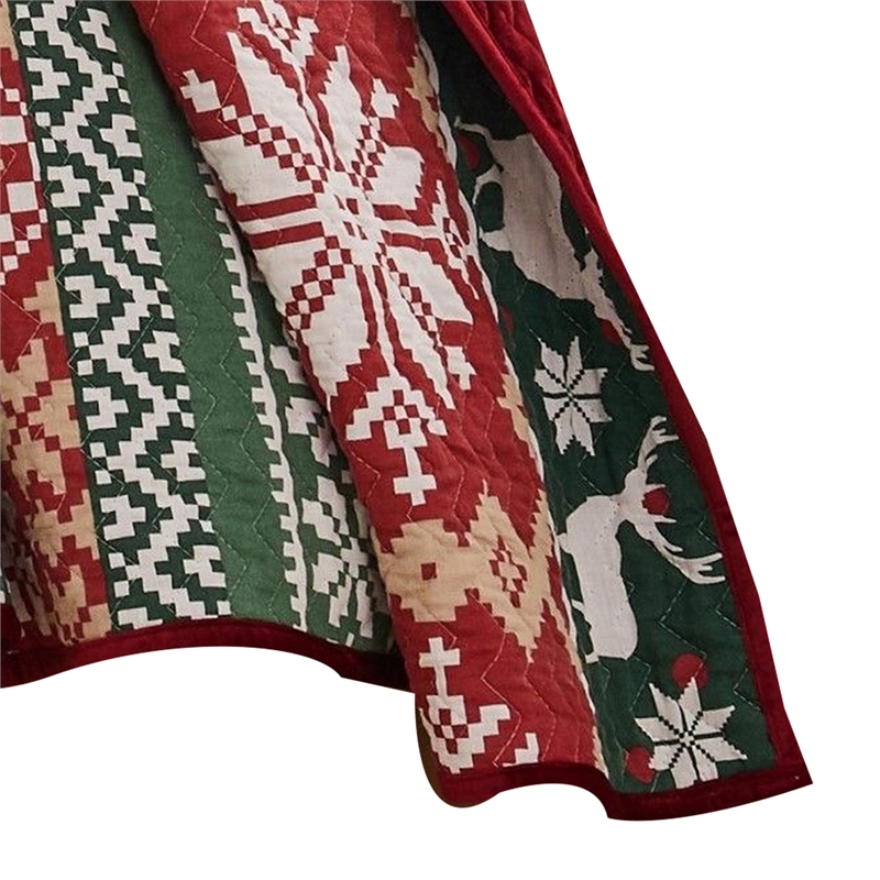 Benjara Live 3 Piece Queen Quilt Set with 2 Pillow Shams- Festive Winter Print