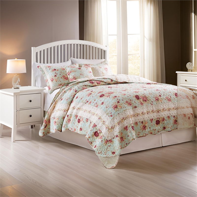 Benjara Rosle 4pc XL Twin Size Quilt Set- Shams- Patchwork Floral Blue Cotton