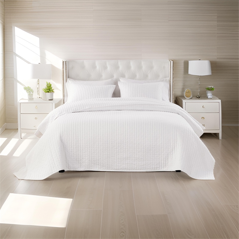 Benjara Xumi 3pc Full Queen Quilt & Pillow Sham Set- Channel Style Antique White