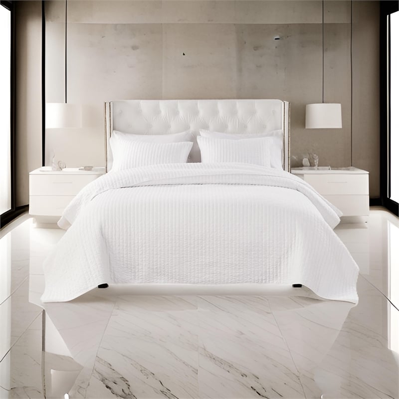 Benjara Xumi 3pc Cal King Quilt and Pillow Sham Set- Channel Style Antique White