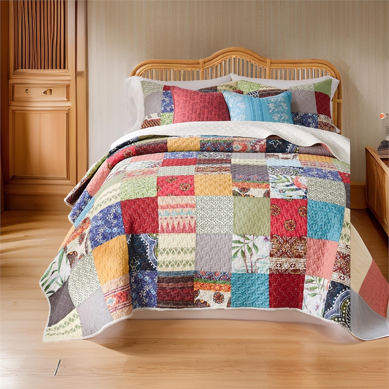 Benjara Lily 3pc King Quilt and Pillow Sham Set- Assorted Patchwork- Multicolor