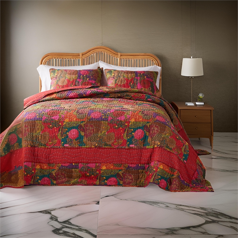 Benjara Lewi 3pc Queen Quilt Set- Floral- Kantha Style Dark Red Floral Cotton