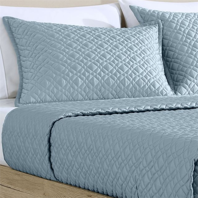 Benjara Keo 3pc Queen Coverlet Set- Reversible- Shams- Sky Blue Silky Fabric