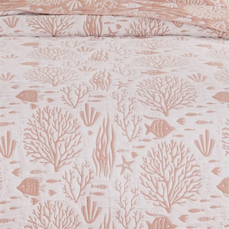 Benjara Amy 3 Piece Queen Quilt Set- Coastal Theme- Soft Pink White Polyester