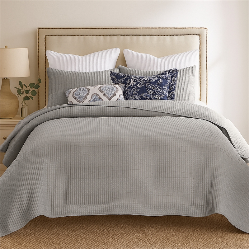 Benjara Fys 3pc King Size Coverlet Set- Soft Woven Jacquard Matelasse- Gray