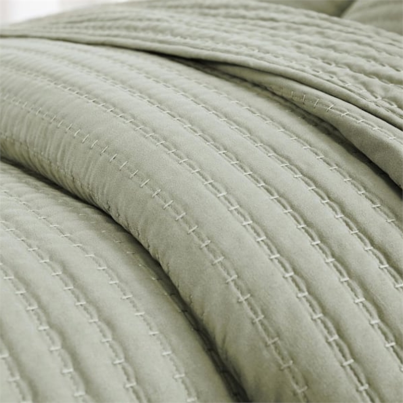 Benjara Vins 2pc Twin Size Quilt Set- Cotton Fill- Polyester Shell- Sage Green