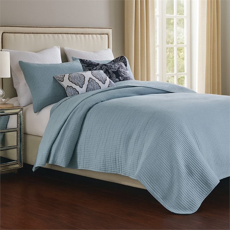 Benjara Fys 3pc Queen Size Coverlet Set- Soft Woven Jacquard- Chambray Blue