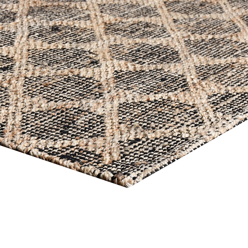 Ona 5 x 8 Handwoven Medium Area Rug- Black and Brown Diamond Lattice Design