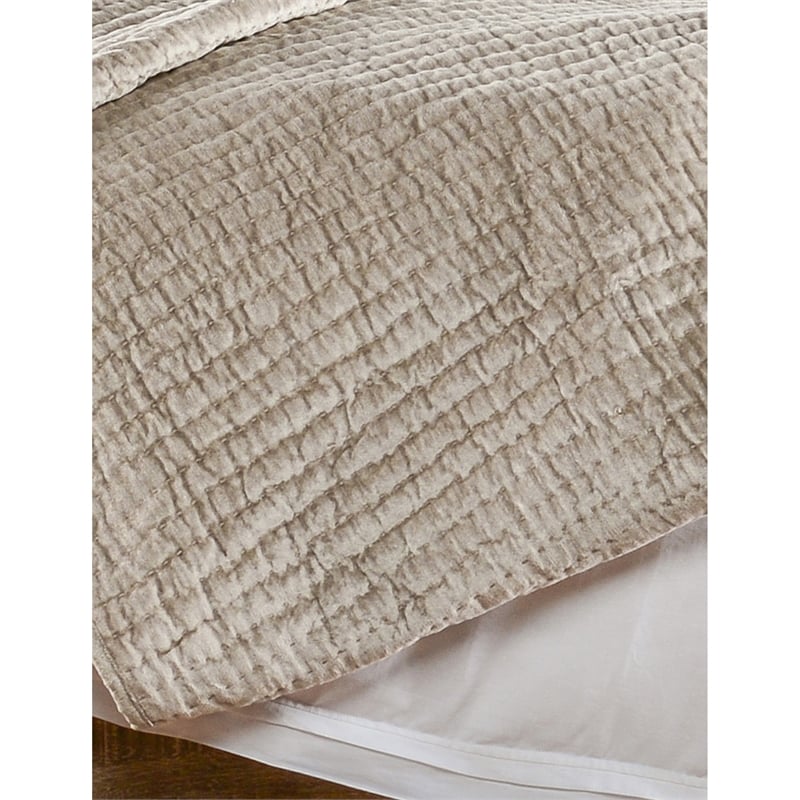 Lipa 96 x 108 Hand Stitched King Quilt with Polyfill and Velvet- Beige