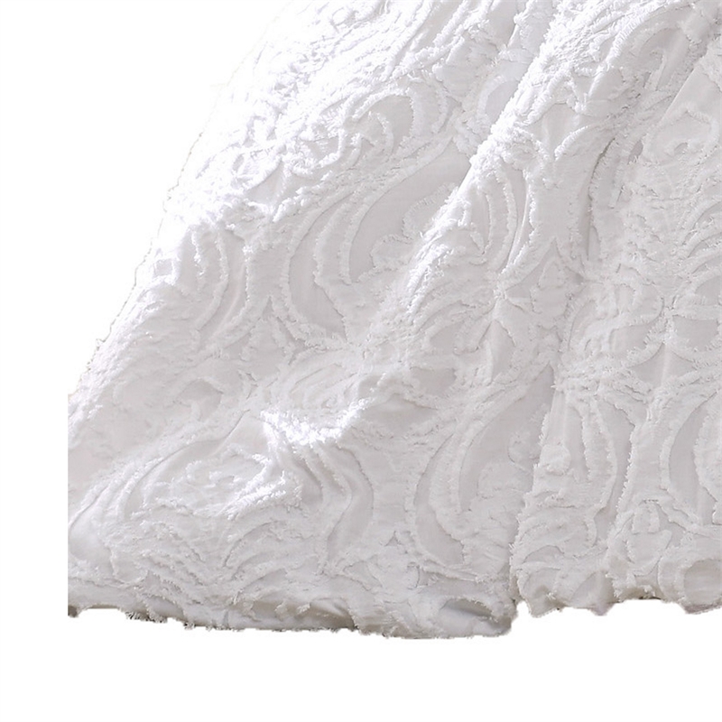 Kile Modern 6 Piece King Size Duvet Comforter Set- White Medallion Pattern