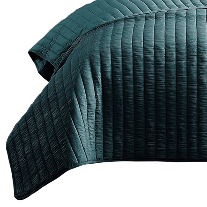 Benjara 3 PC Crinkle King Coverlet Set with Vertical Stitching- Turquoise Blue