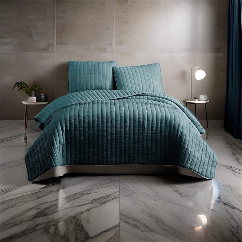 Benjara 3 PC Crinkle King Coverlet Set with Vertical Stitching- Turquoise Blue