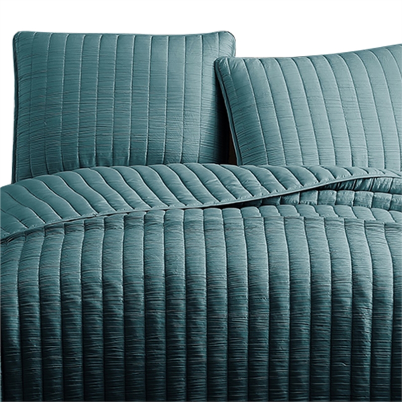 Benjara 3 PC Crinkle Queen Coverlet Set with Vertical Stitching- Turquoise Blue