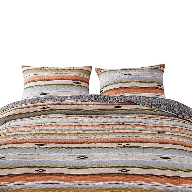Benjara 3 Piece Microfiber King Size Quilt Set with Chevron Print- Multicolor