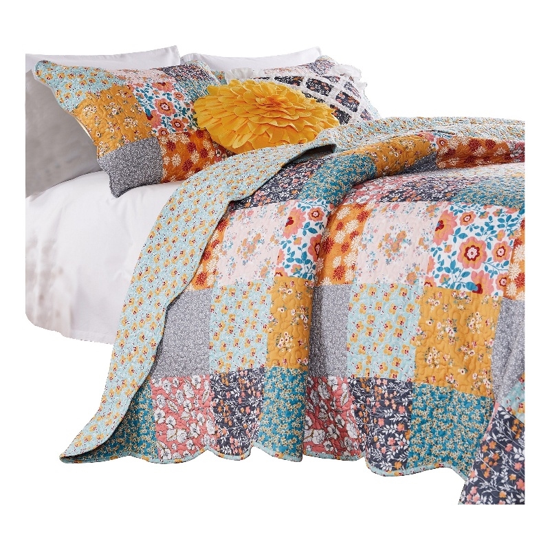 Benjara 2 Piece Twin Quilt Set with Floral Print- Multicolor