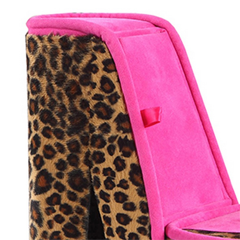 Benjara High Heel Cheetah Shoe Jewelry Box with 2 Hooks- Multicolor