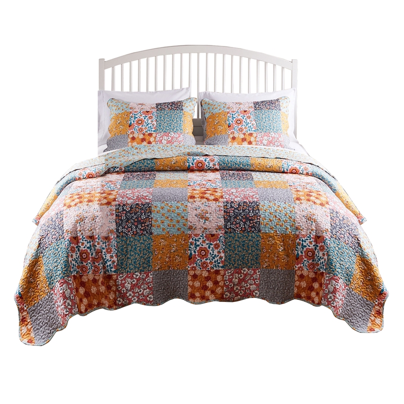 Benjara 3 Piece King Quilt Set with Floral Print- Multicolor