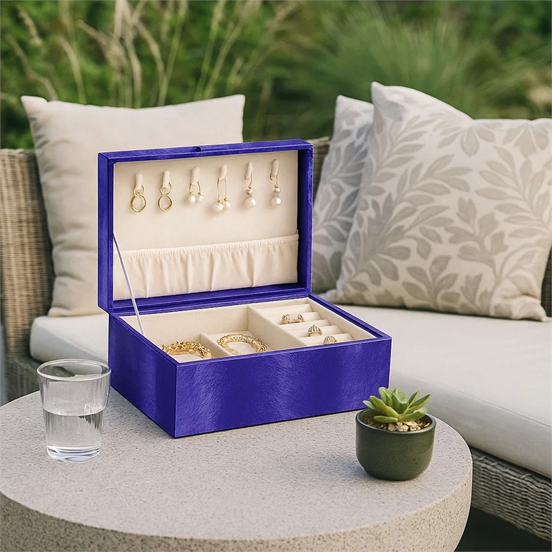 Benjara Jewelry Case with 2 Slots and Earrings Hanger- Blue