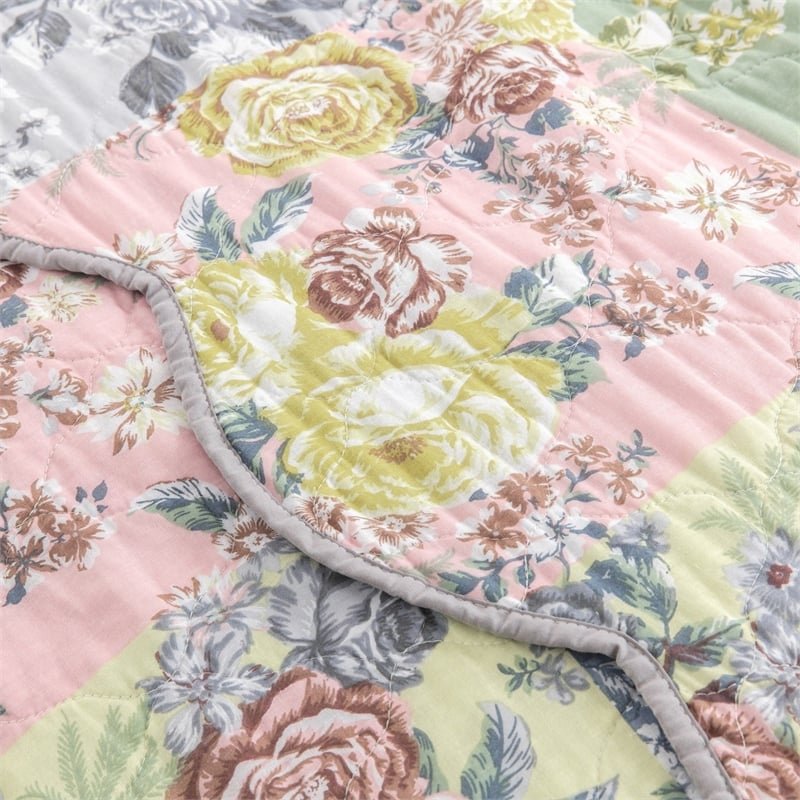Benjara Eni 3 PC Queen Cotton Quilt Set- Vibrant Pastel Blue Flowers- Scalloped