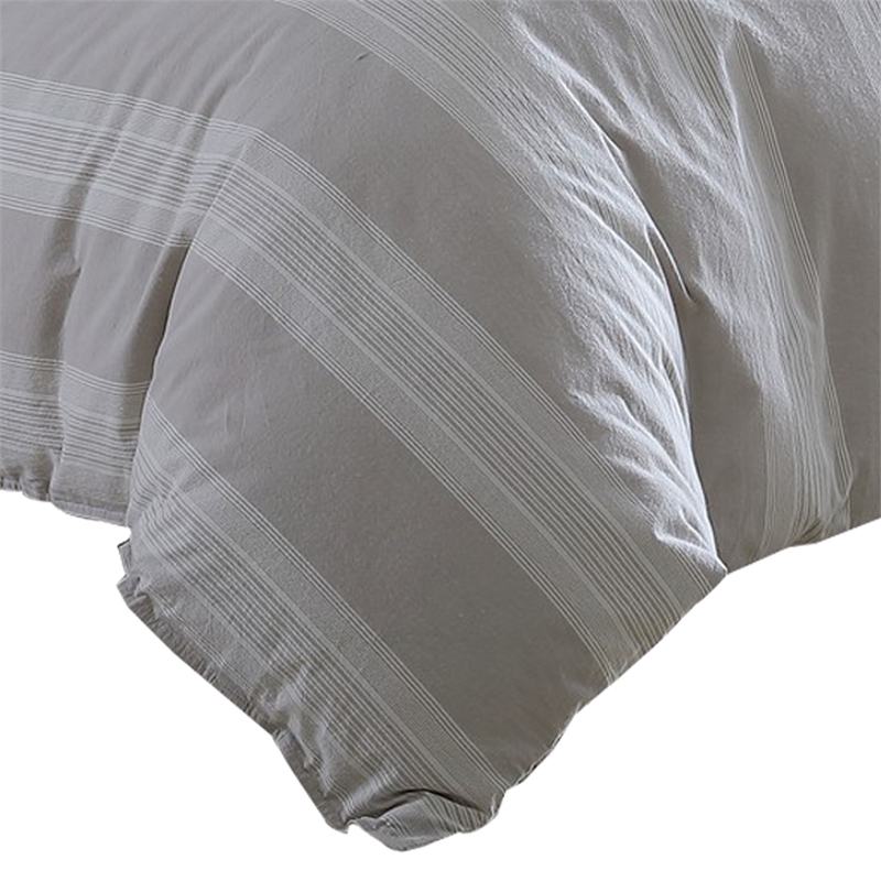 Benjara Kia 2 Piece Twin Comforter Set- Yarn Dyed Cotton- Beige Vertical Stripes