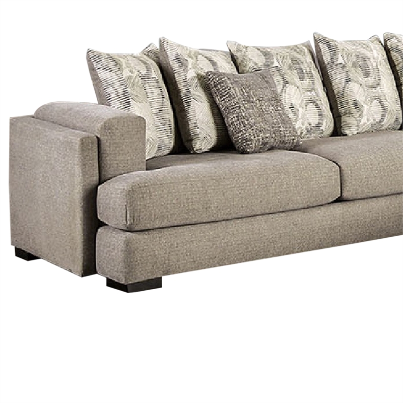 Benjara Sectional Sofa- 4 Accent Pillows- 145